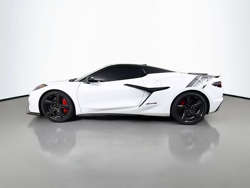 Used 2023 Chevrolet Corvette Z06 w/ Battery Protection Package RWD image 9