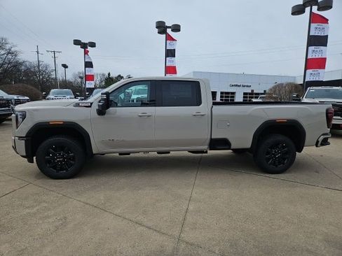 New 2026 GMC Sierra 3500 AT4 w/ AT4 Premium Plus Package image 2