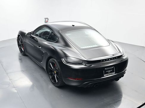 Used 2024 Porsche 718 Cayman GTS image 37