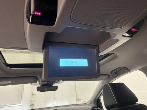 Used 2023 Honda Odyssey Elite image 48
