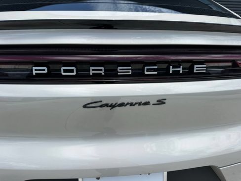 Certified 2026 Porsche Cayenne S AWD/4WD image 14