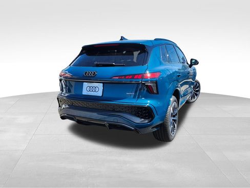 New 2026 Audi Q3 quattro 2.0T AWD/4WD image 9