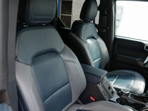 Used 2022 Ford Bronco Outer Banks image 25