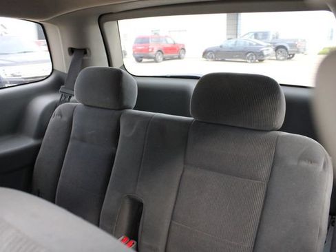 Used 2004 Dodge Durango SLT AWD/4WD image 21