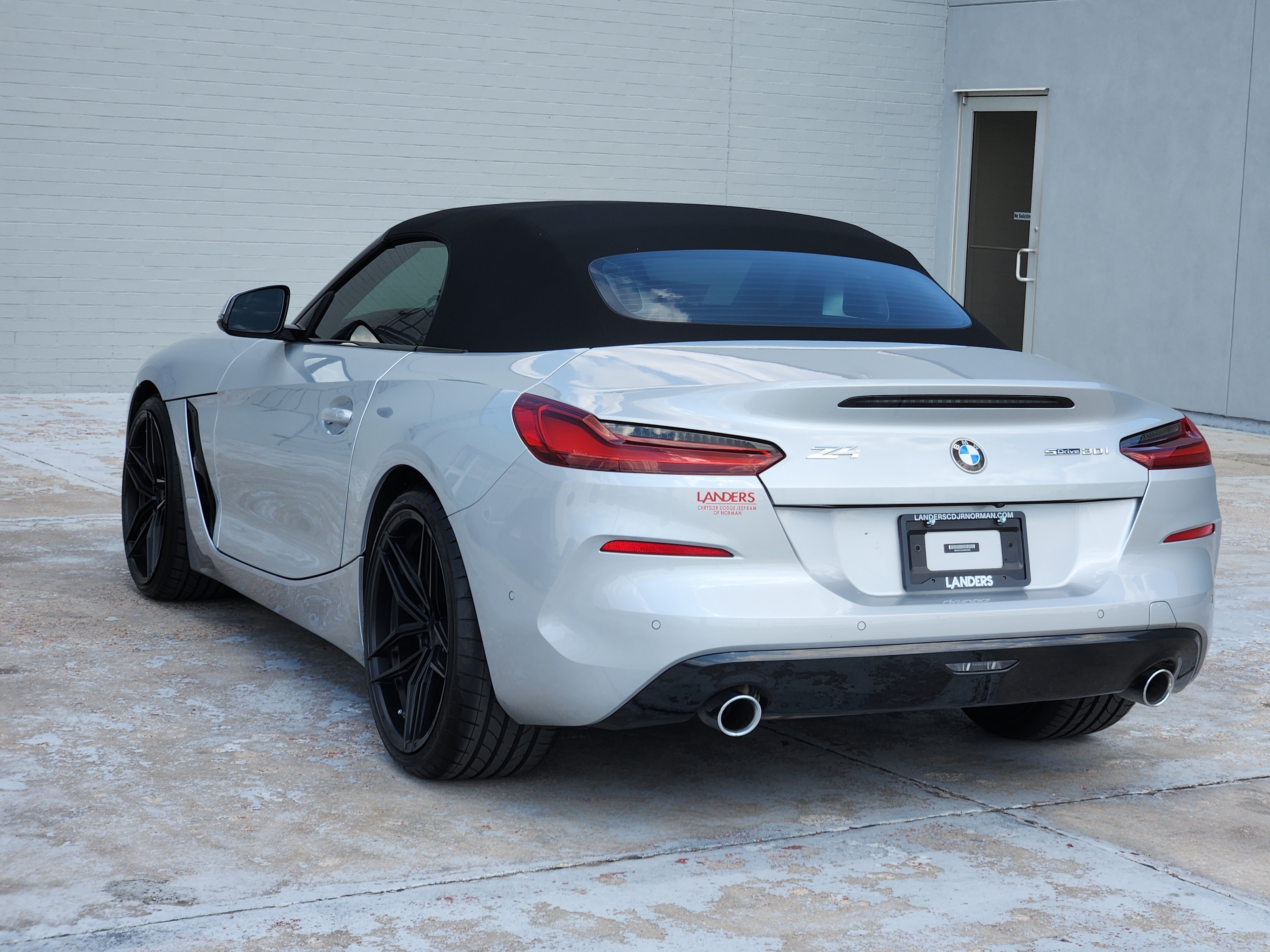 Used 2019 BMW Z4 sDrive30i w/ Executive Package RWD image 5