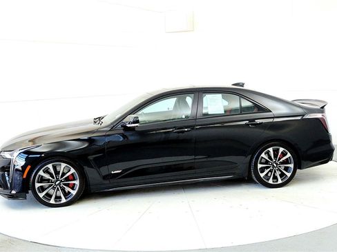 Used 2022 Cadillac CT4 V Blackwing w/ Technology Package image 3