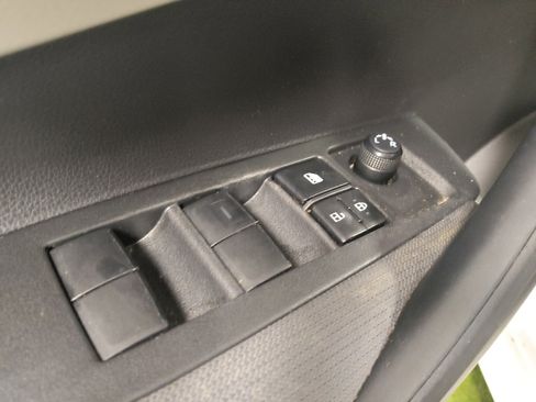 Used 2022 Toyota Corolla LE FWD image 27