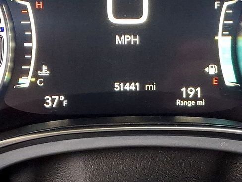 Used 2025 Chrysler Pacifica Limited FWD image 20