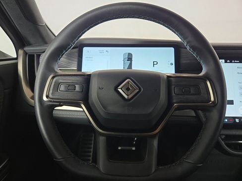Used 2024 Rivian R1S Adventure AWD/4WD image 28
