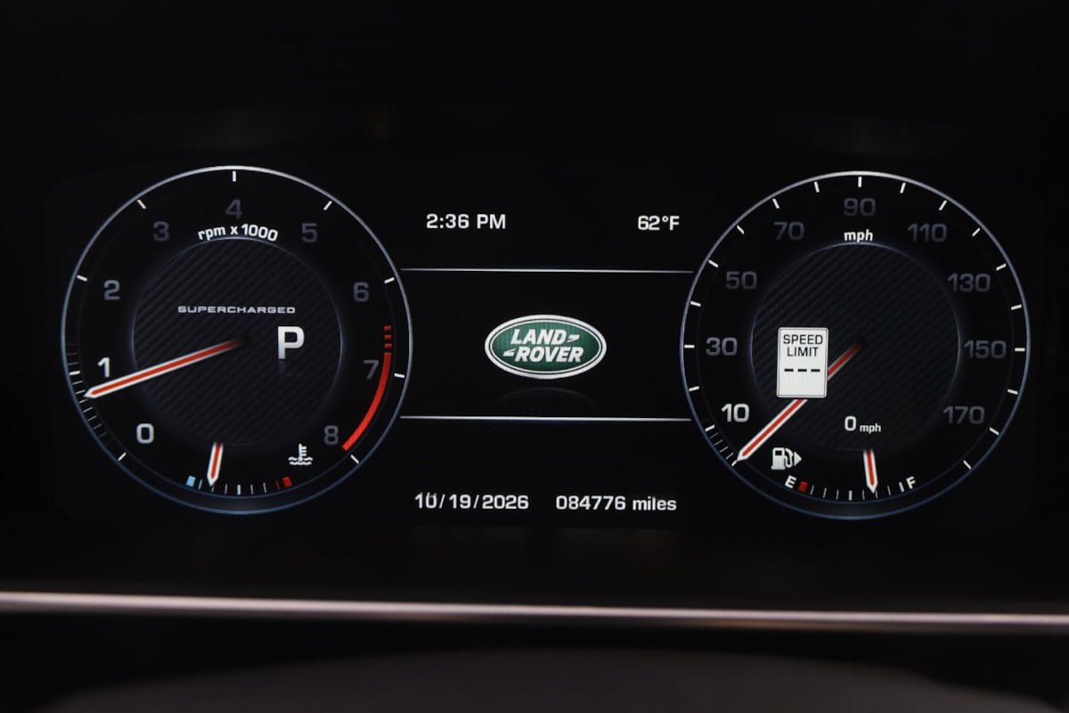 Used 2016 Land Rover Range Rover Supercharged AWD/4WD image 19