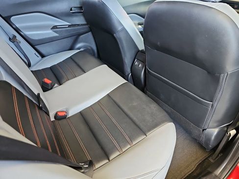 Used 2021 Nissan Kicks SR w/ SR Premium Package FWD image 14