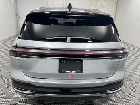 Certified 2024 Lincoln Nautilus Reserve AWD/4WD image 7