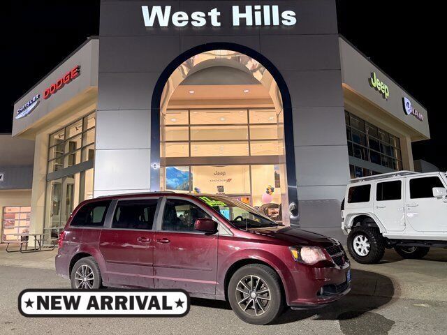 Used 2017 Dodge Grand Caravan GT FWD image 1