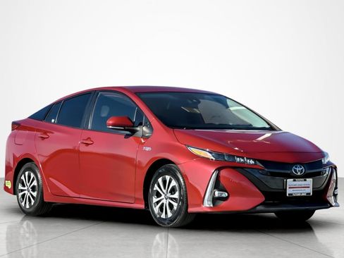 Certified 2022 Toyota Prius Prime Limited FWD image 7