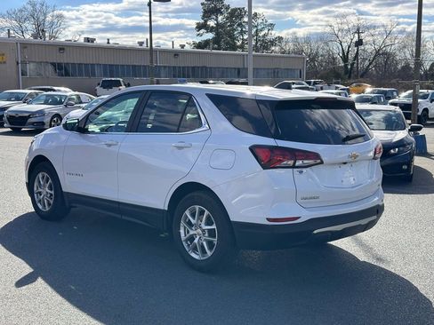 Used 2024 Chevrolet Equinox LT image 6