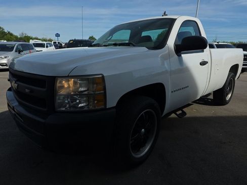 Used 2009 Chevrolet Silverado 1500 W/T RWD image 1