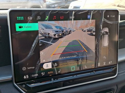 New 2026 Volkswagen Tiguan SE image 12