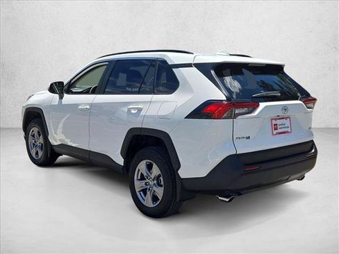 Used 2025 Toyota RAV4 XLE w/ Convenience Package FWD image 8