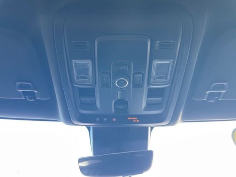 Used 2025 Chevrolet Tahoe High Country w/ LPO, Illumination Package image 20