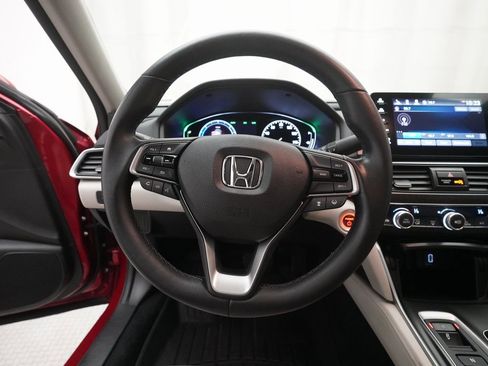 Certified 2018 Honda Accord EX-L image 4