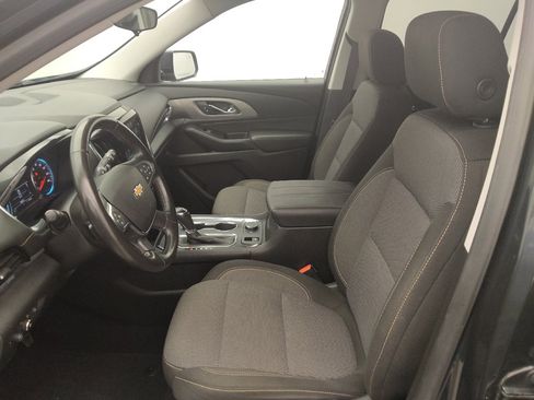 Used 2018 Chevrolet Traverse LT FWD image 17