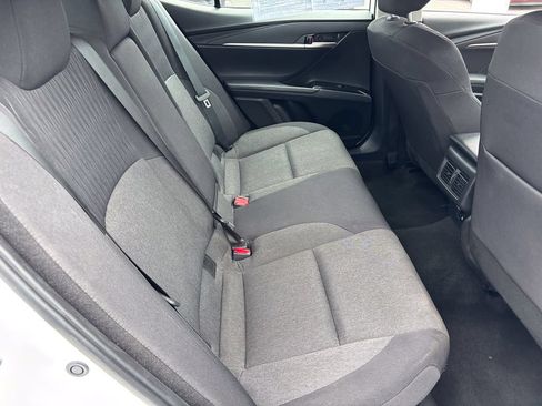 Used 2025 Toyota Camry LE FWD image 40