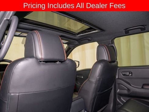Certified 2025 Nissan Frontier PRO-4X w/ Pro Premium Package AWD/4WD image 9