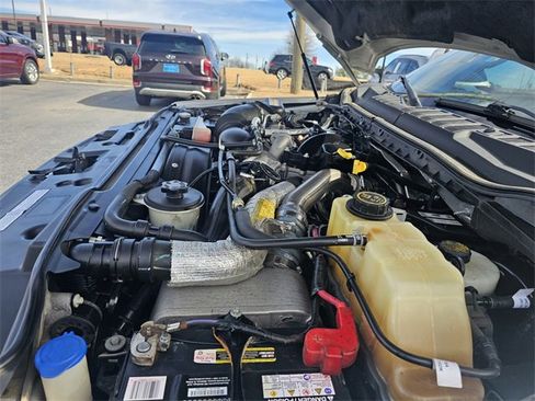 Used 2017 Ford F250 Lariat w/ Lariat Ultimate Package image 18