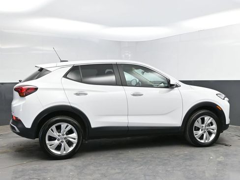 Used 2025 Buick Encore GX Preferred AWD/4WD image 8
