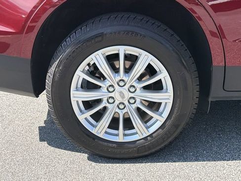 Used 2018 Cadillac XT5 FWD image 19