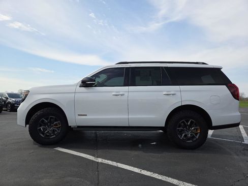 Used 2025 Ford Expedition Tremor AWD/4WD image 15
