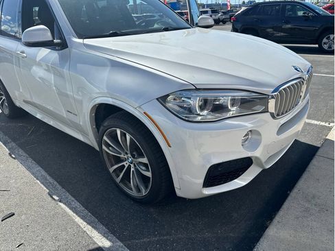 Used 2015 BMW X5 xDrive50i AWD/4WD image 4