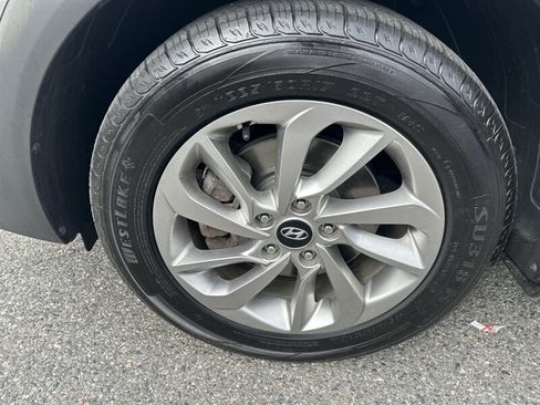 Used 2017 Hyundai Tucson SE w/ SE Popular Package 02 AWD/4WD image 7