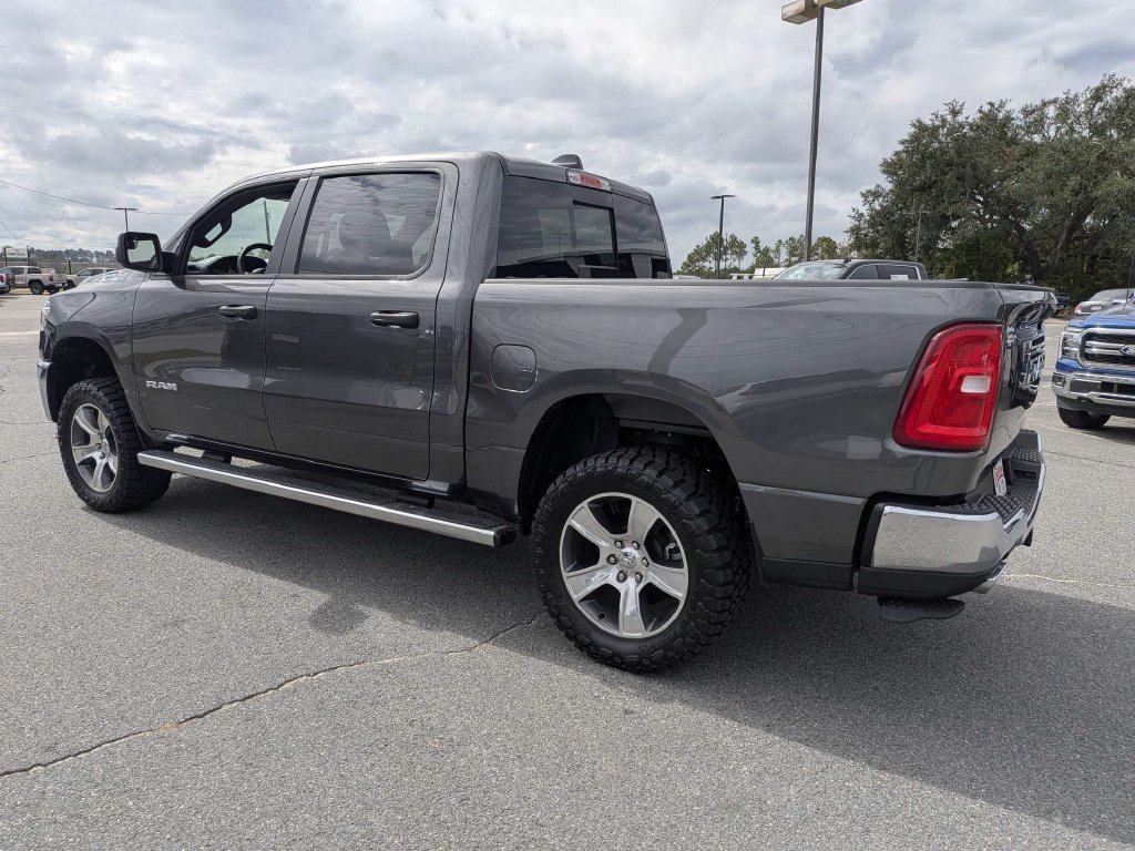 Used 2025 RAM 1500 Tradesman AWD/4WD image 4