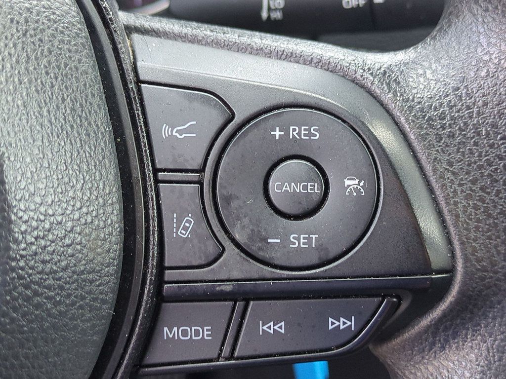 Used 2024 Toyota RAV4 LE FWD image 18