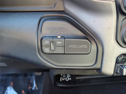 Used 2024 RAM 3500 Big Horn image 25