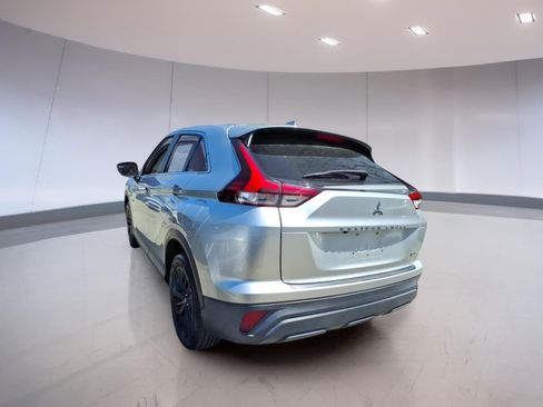 Used 2022 Mitsubishi Eclipse Cross LE AWD/4WD image 3