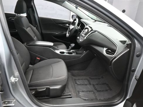 Used 2024 Chevrolet Malibu LT FWD image 38