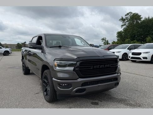 Used 2023 RAM 1500 Laramie AWD/4WD image 1