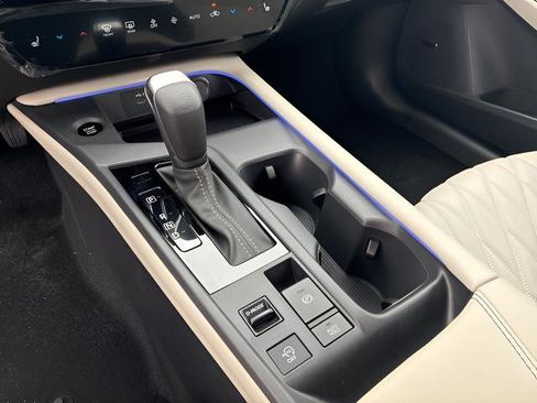New 2026 Nissan Sentra SL w/ Floor Mat Package FWD image 15