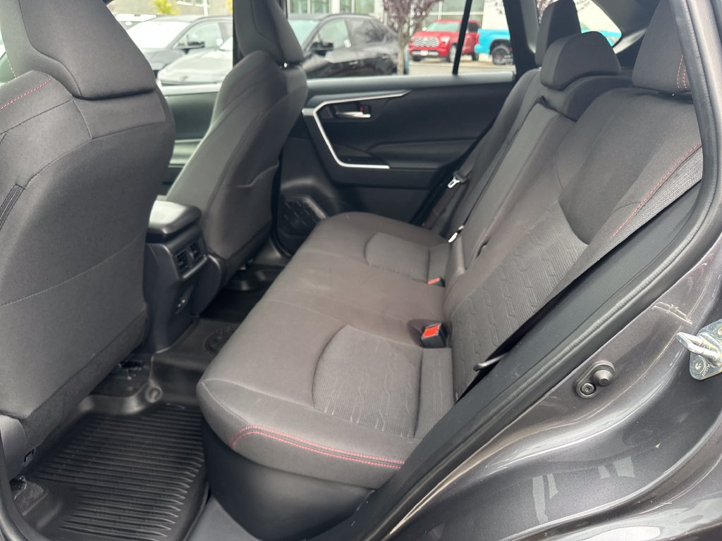 Used 2025 Toyota RAV4 SE w/ Weather & Moonroof Package AWD/4WD image 14