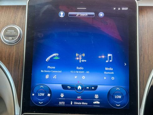 Used 2023 Mercedes-Benz C 300 Sedan image 14