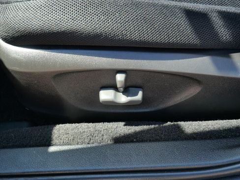 Used 2008 Subaru Outback 2.5i Limited AWD/4WD image 19