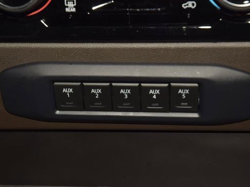 Used 2025 Chevrolet Silverado 2500 LT w/ All Star Edition AWD/4WD image 39