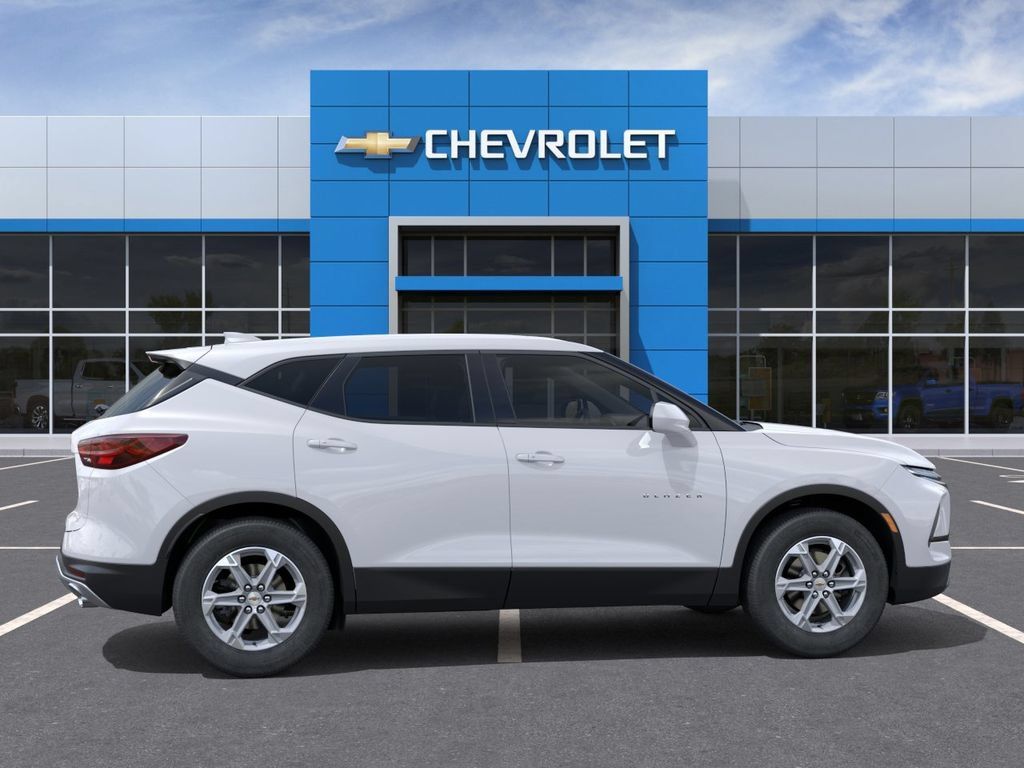New 2026 Chevrolet Blazer LT AWD/4WD image 5