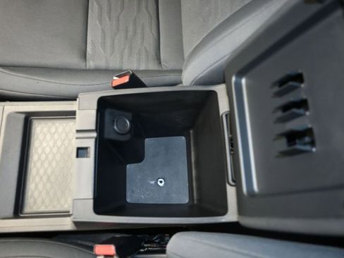 Used 2022 Nissan Frontier S RWD image 18