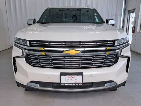 Used 2024 Chevrolet Suburban Premier image 4