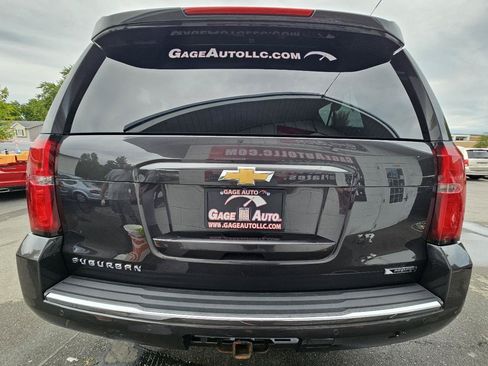 Used 2017 Chevrolet Suburban Premier AWD/4WD image 10