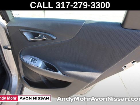 Used 2025 Chevrolet Malibu LT FWD image 23