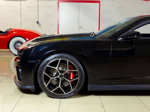 Used 2013 Chevrolet Camaro ZL1 RWD image 4